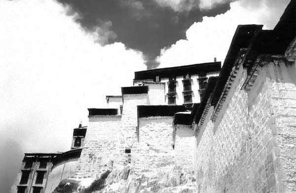 Potala Port, Lhasa